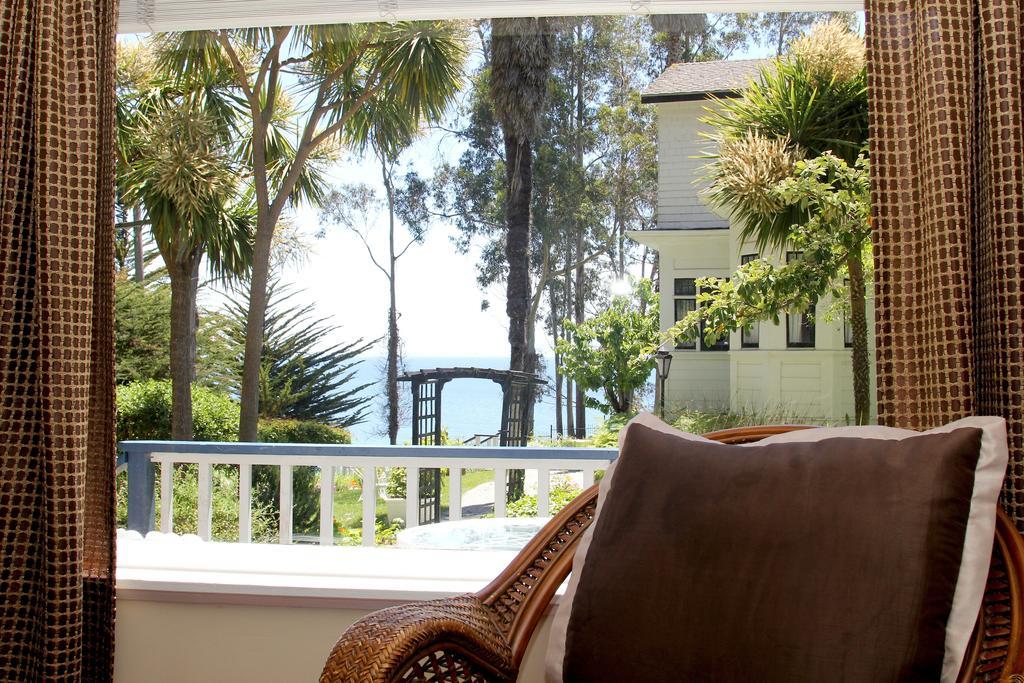 Monarch Cove Inn Capitola Room photo